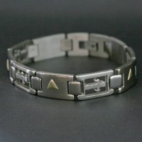 Pulseira de Ao 21 cm / 14mm largura com detalhes em Ouro 18 k